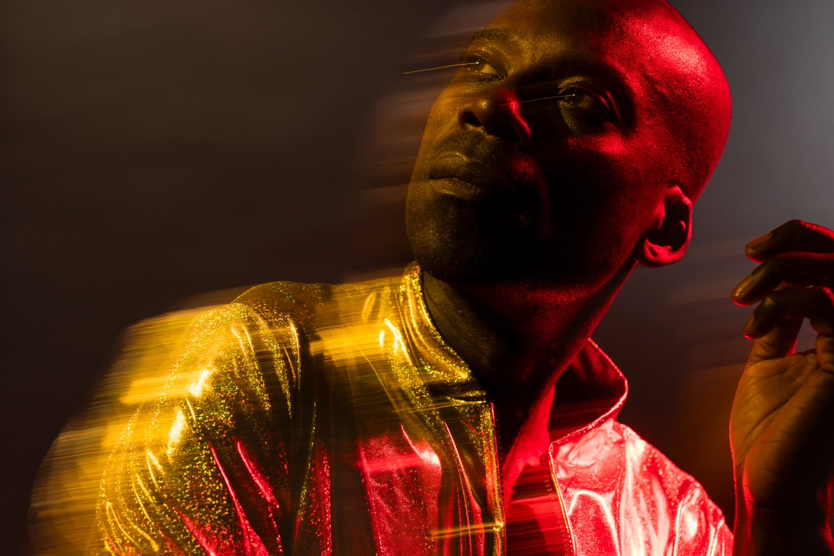 📸 Studio session with Randolph Matthews was a vibrant fusion of music and color! His inspiring music shapes my shots. Check out the new portraits on my website: igoremmerich.com/studio 

#StudioLife #PortraitPhotography #PhotographyIsArt  #Musician #Artist