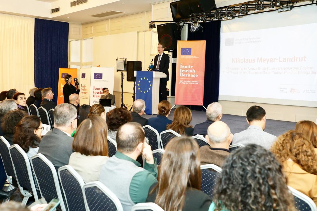 Avrupa Birliği Türkiye Delegasyonu Başkanı Büyükelçi Nikolaus Meyer-Landrut ve beraberindeki heyet AB destekli “İzmir'in Kültürel Zenginliği-Yahudi Mirasını Yaşatmak” projesinin kapanış konferansına katıldı.