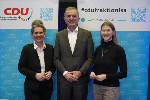 KuchSimon's tweet photo. Herzliche Grüße zum Start in die neue Woche mit dem Blick auf die letzten 7 Tage - einige Impressionen findet Ihr hier. https://t.co/hhNtigIZ4U https://t.co/nmBg1kHNtJ