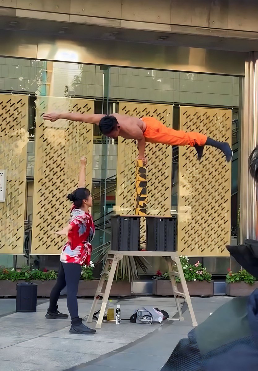 Heromacroshow tweet media