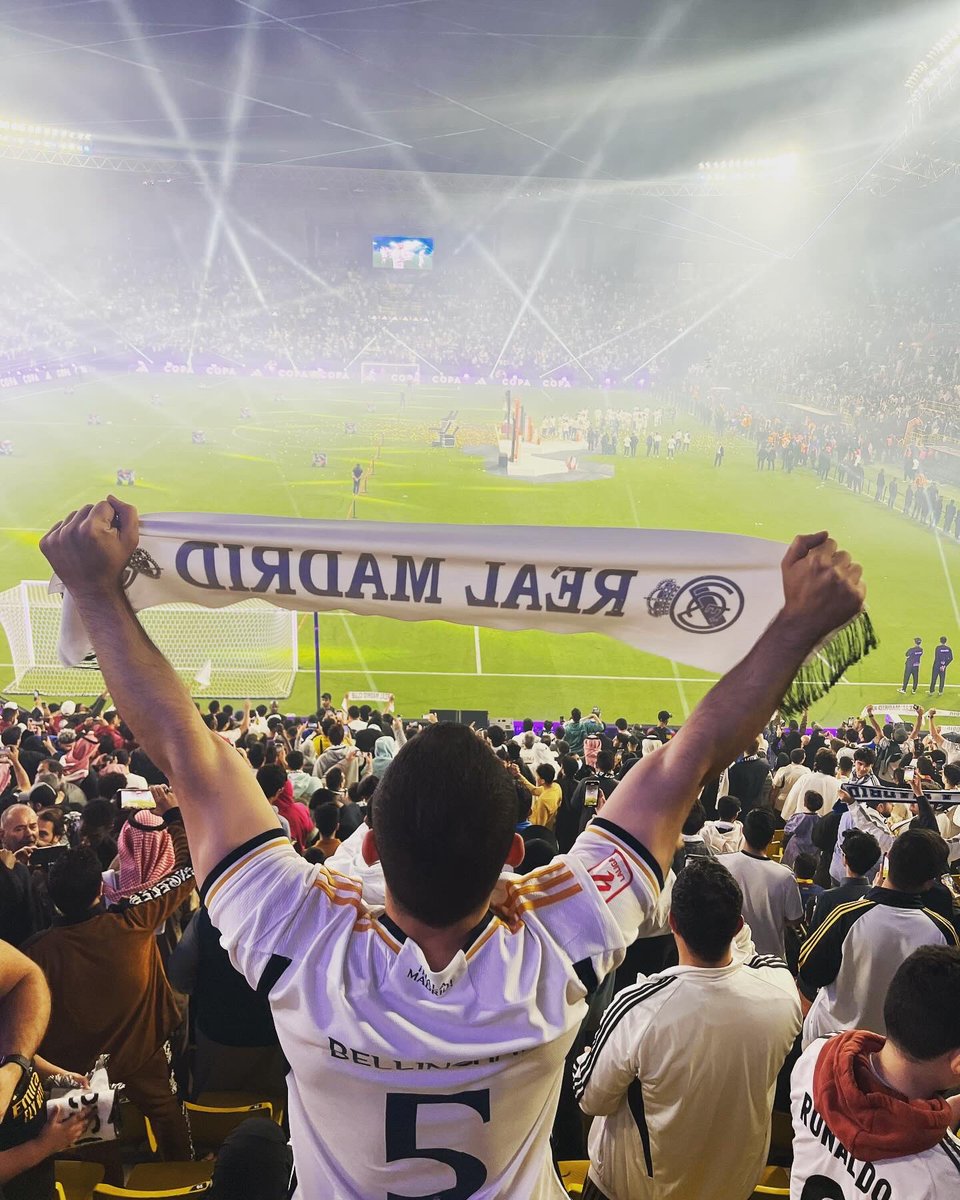 AlMa7ameed's tweet photo. يوم عظيم جداً وتجربة ولا اروع 

#HalaMadrid 
#ElClasico https://t.co/es8HCZh0Yb