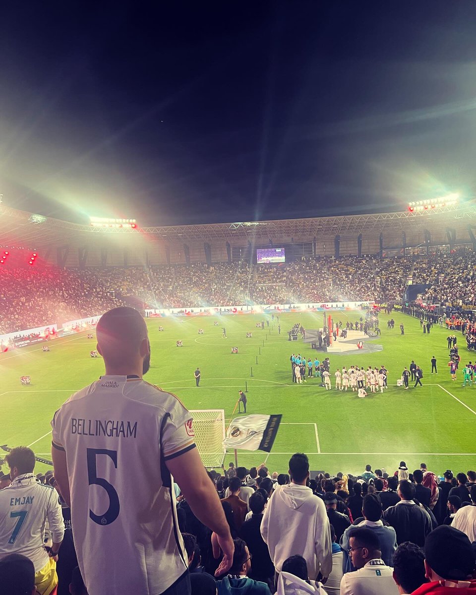 AlMa7ameed's tweet photo. يوم عظيم جداً وتجربة ولا اروع 

#HalaMadrid 
#ElClasico https://t.co/es8HCZh0Yb
