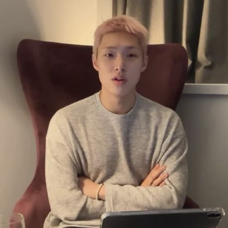 i just want one (1) atiny penpal is that too much to ask