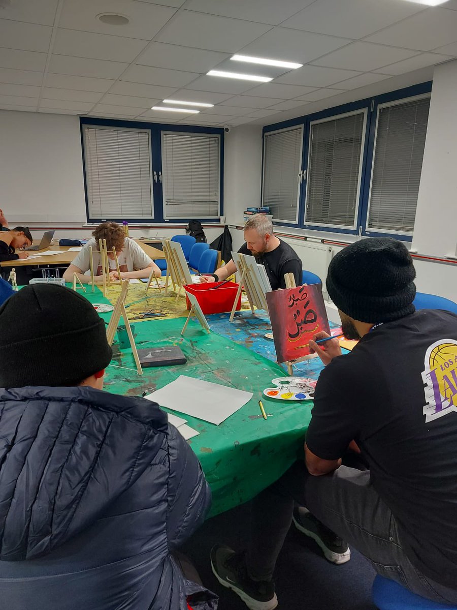 MichelleLBuchan's tweet photo. SUPER 2nd taster session  #FlowStateCreate @Bradford_YJS ‘s new art &amp; rap programme with @WilkoWilkes &amp; @KayleMcCoy funded by @wy_vrp 
Now we begin our epic 10 week journey towards our exhibition &amp; concert 👏💫 🎤🎨 #creativity #youthaspirations #Bradford #antiviolencechampions https://t.co/1xXwjQh596