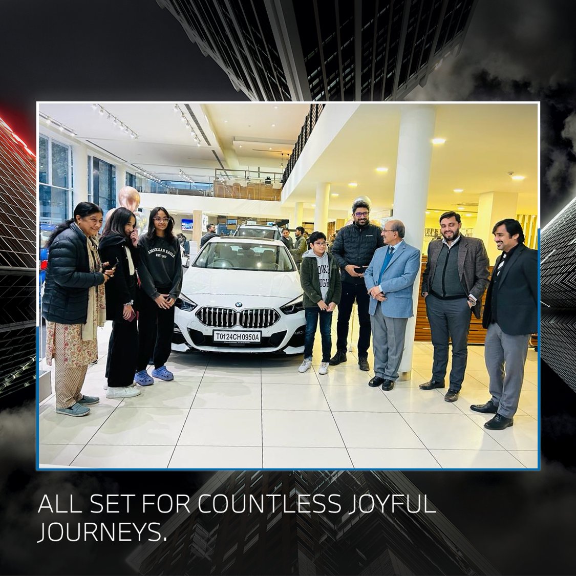 BMWKrishnaAuto's tweet photo. Experience the flamboyant.
Congratulations to Ms. Shikha Singla and family on their new BMW 2 Series Gran Coupé. Welcome to the ever-growing family of BMW.
#2irresistible #BMW2GC https://t.co/WXVOkKfzSU