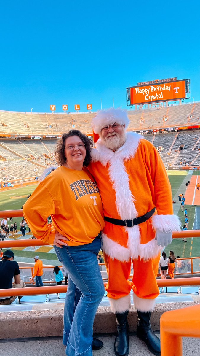 🐝Santa Vol 🍊🎅🏈⚾️🏀🐝 tweet media