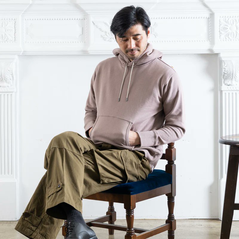 circlelabo_EN's tweet photo. 🌟 Elevate Your Style 🌟 Unveil luxury in our men's hoodie, meticulously crafted with loopwheeler-knitted Sea Island Cotton. Shipped globally from Japan to USA, Canada, and Taiwan. Discover sophistication with us! ✈️🌏

https://t.co/zcUOSIU5t3
#quietluxury #hoodie #craftedinjapan https://t.co/s2GuKJQtFv
