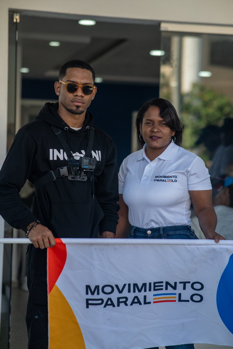 pamger20's tweet photo. Líder no es aquel que crea seguidores, sino quien fomenta y crea más liderazgos. Un honor para mí ser parte de ese espacio que hoy nace y que busca despertar la participación joven en nuestro pueblo de Nagua.

¡Mi corazón es también del Movimiento Paralelo! https://t.co/RYQYJvUx0v