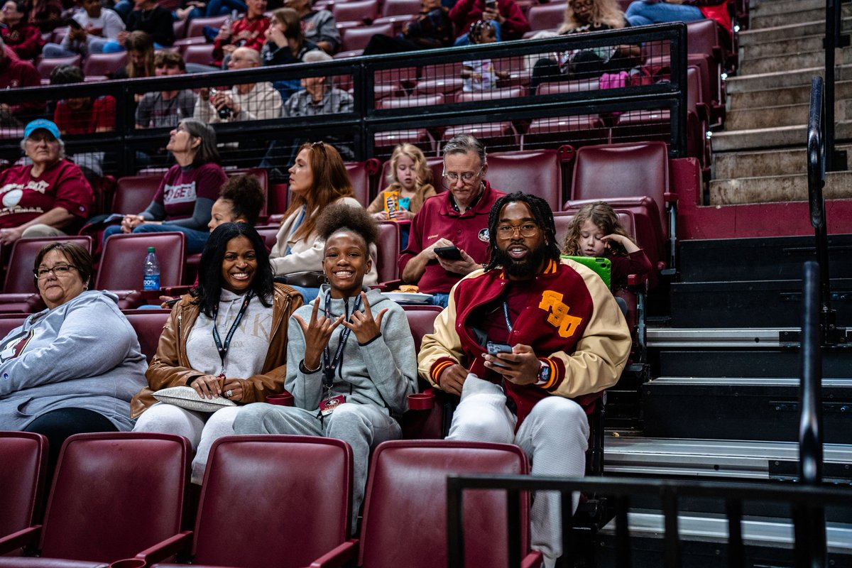 da1catjones's tweet photo. Had a great time watching @fsuwbb vs @HokiesWBB. Thank you @CoachBrookeFSU and @CoachFerrara for the invite. Enjoyed the game and the opportunity to meet again. Go Noles! @deontesheff9 is riding for lil sis https://t.co/cHKcWdDU6D