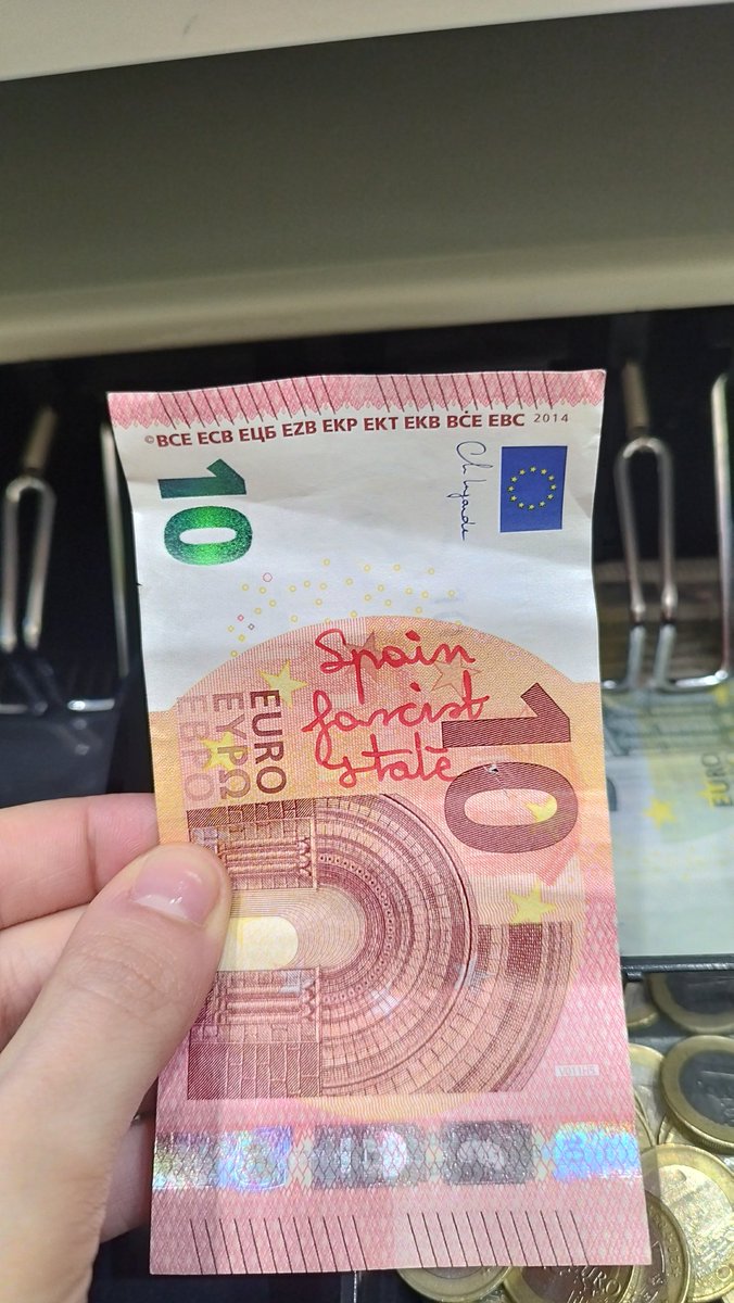 Quan et paguen amb això👀🤔