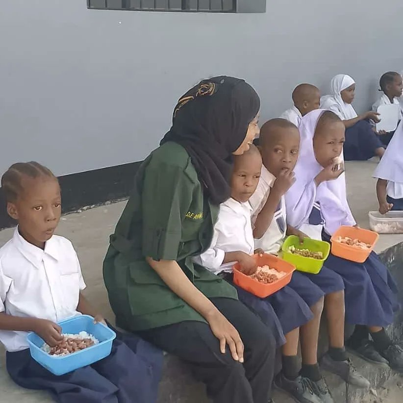 Kila mtoto anahaki ya kupata elimu katika Mazingira Mazuri,Safi na Salama.Ahsante  Mhe.Dkt. @samia_suluhu_hassan Rais wa Jamhuri ya muungano wa Tanzania   kwa Kutupatia Shule ya Msingi Mnyamani  katika Kata ya Mnyamani ,Wilaya ya Ilala Mkoa wa Dar es Salaam.#Kaziiendelee