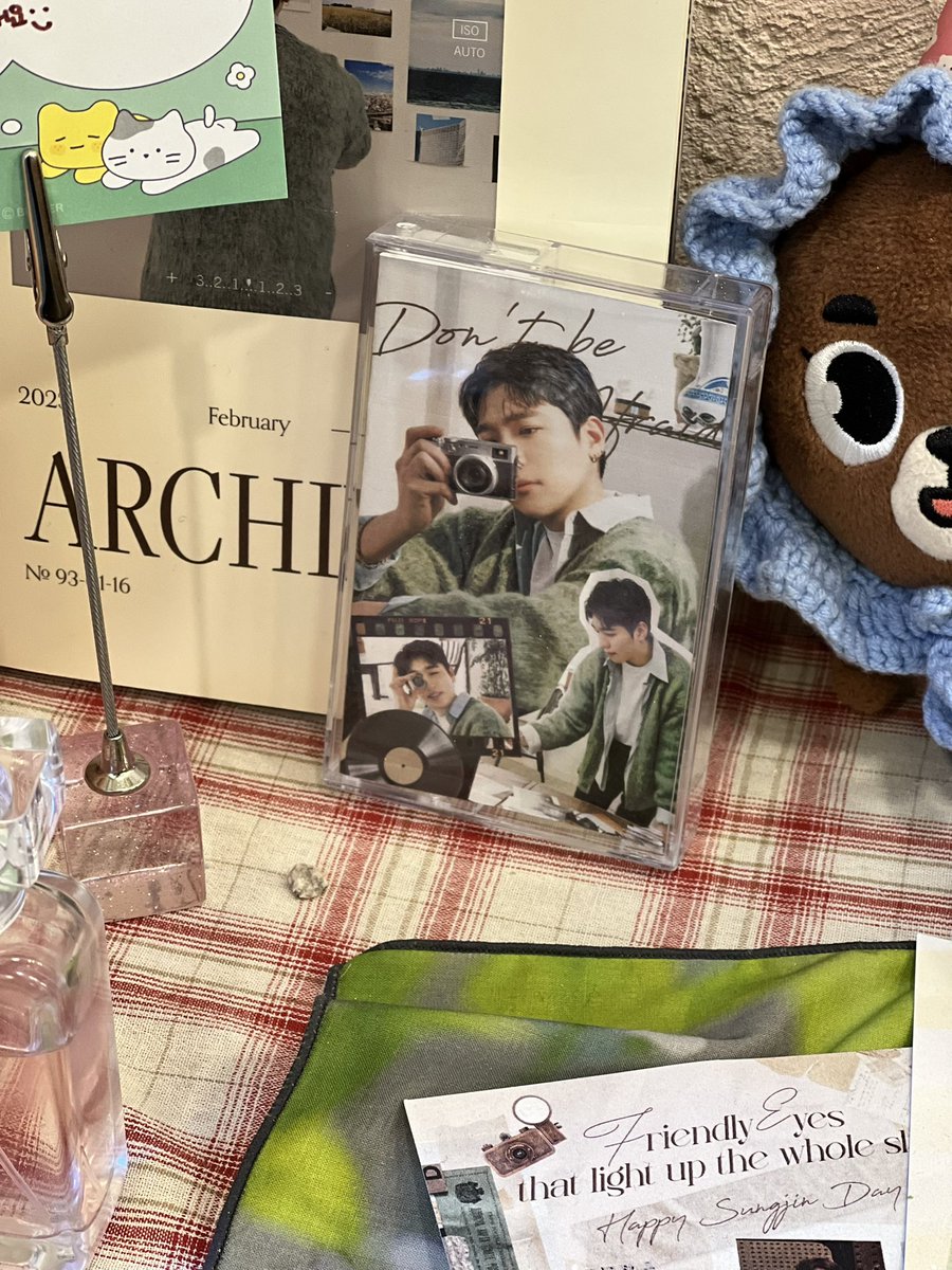 한정담원 • 𝐌𝐞𝐥𝐚𝐧𝐠𝐞

꽃집에서 열린 성진이의 생일 기념 공간이었어요. 향기롭고 새로워요. 성진이의 다정함을 표현할 분위기로 이보다 좋을 수 있을까요? 주최해주신 분과의 대화도 따뜻하고 즐거웠답니다. 데랑합시다 (۶•̀ᴗ•́)۶

 #성진아_너의_다정함을_사랑해
#Dont_be_Afraid_my_lover