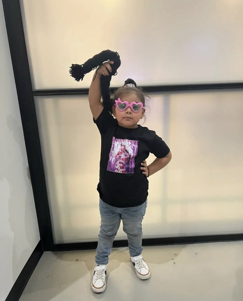 BiancaBelairWWE's tweet photo. My girl looking good!
โค๏ธ my #ESTies https://t.co/hf6vMDhP7l