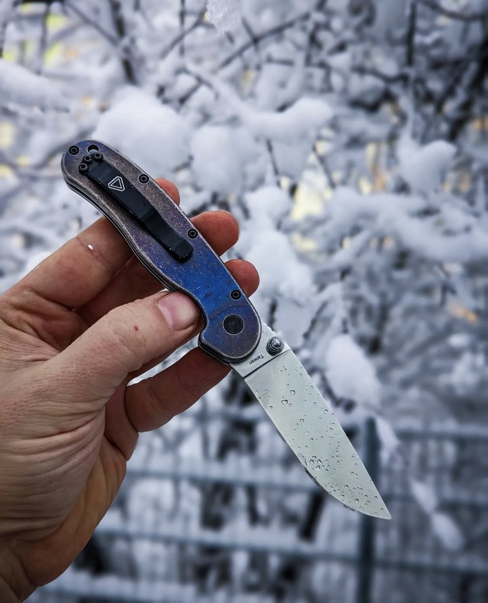 OntarioKnife's tweet photo. Check out this #RATMOD! #TitaniumScale #RATII with color change! A solid winter #EDC
#UpgradeYourEDC ππ½πͺπ
#ontarioknifecompany #ontarioknife #ontarioknives #ontarioknifeco #OKC1889 #hunting #camping #hiking #outdoors #tools #gear #quality #bushcraft #survival #tactical #knife https://t.co/3VqyY1oJmP