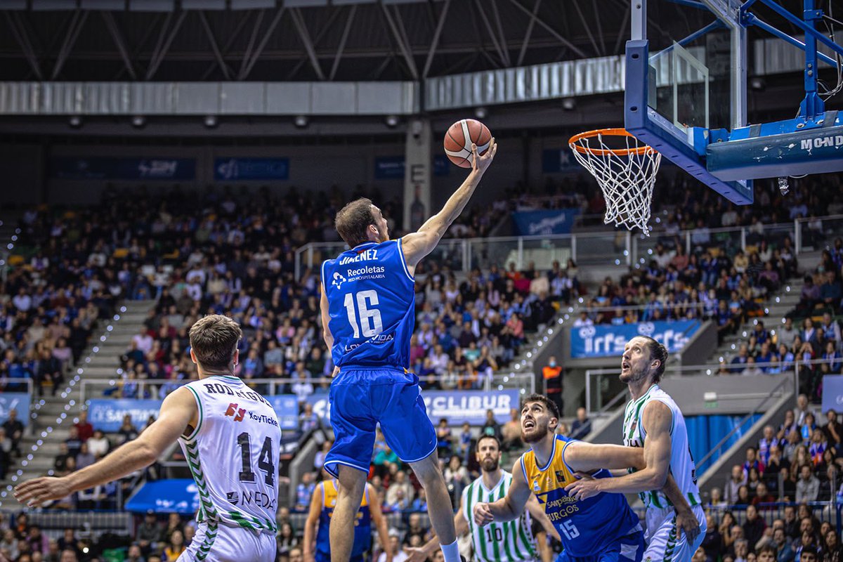kikorocillo's tweet photo. 🫡 Millán Jiménez. Sin duda, el jugador más importante de Burgos, imo. Está creciendo una barbaridad a un nivel altísimo de juego. Su rendimiento en ambos lados es otro rollo. Jugadorazo. https://t.co/OJSu4MmzzK