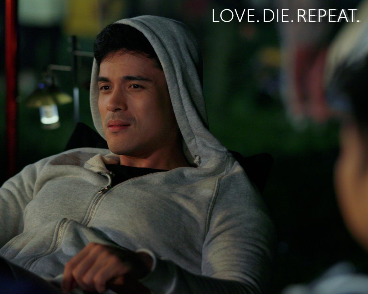 GMADrama's tweet photo. "Nung nakita ko siya, para akong namatanda. Kaso may boyfriend na" Uy si Bernard, na-in love bigla kay Angela! 😍

#LoveDieRepeatPilot 
#WatchLoveDieRepeatWithMe https://t.co/Mekt2SUWK6