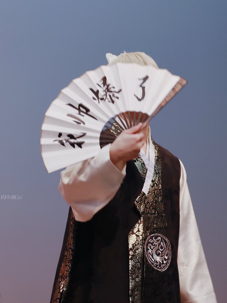 240114 미니레코드 팬싸
🪭我帅爆了

#엔티엑스 #NTX
#형진 #백형진 #HyeongJin 
#白泂鎭 #ヒョンジン