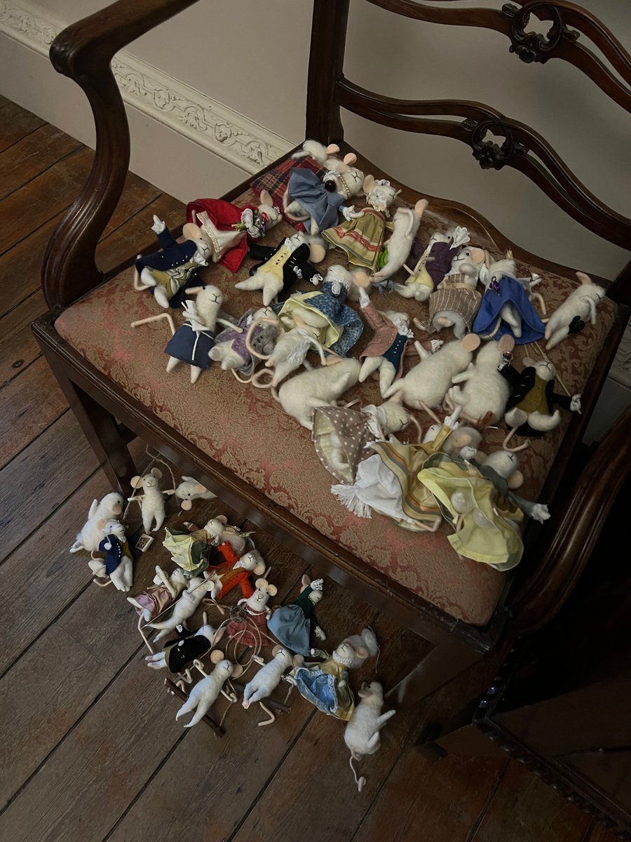 fairfax_house's tweet photo. It's January, and that means it's winter clean time!

So far we've:

🐭 Rounded up 340 mice
🕰 Wounded our clocks
🍽 Started condition checking our pottery

And much more! Follow along to see how we care and clean our collection 🙌 https://t.co/b9JW6xZWN4