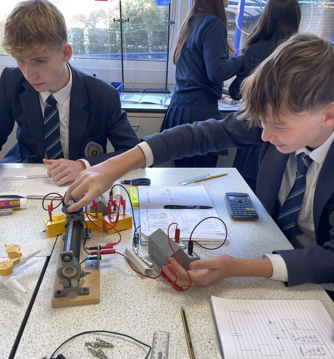 sirjohnlawes's tweet image. Year 10 students were carrying out an investigation into current, voltage, resistance and Ohm's Law in science class, recording their data as a chart and graph. #scienceclass