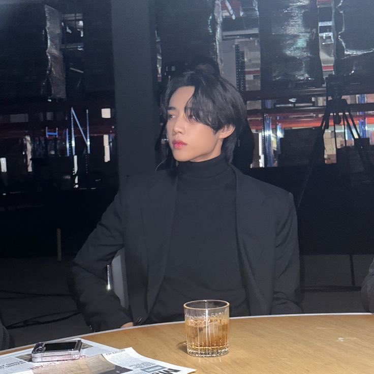 phomtitandesu's tweet photo. ถ้าถามว่าผมมาทำอะไร

#งานพรอมยินดีที่ได้รู้จัก_พนาลัย
#PROMNIGHT_PPA https://t.co/oi37k74ei8