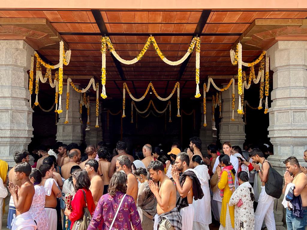 ishafoundation's tweet photo. Preparations for Nandi and Mahashula consecration at Sadhguru Sannidhi, Bengaluru. https://t.co/lFHnKWN28q