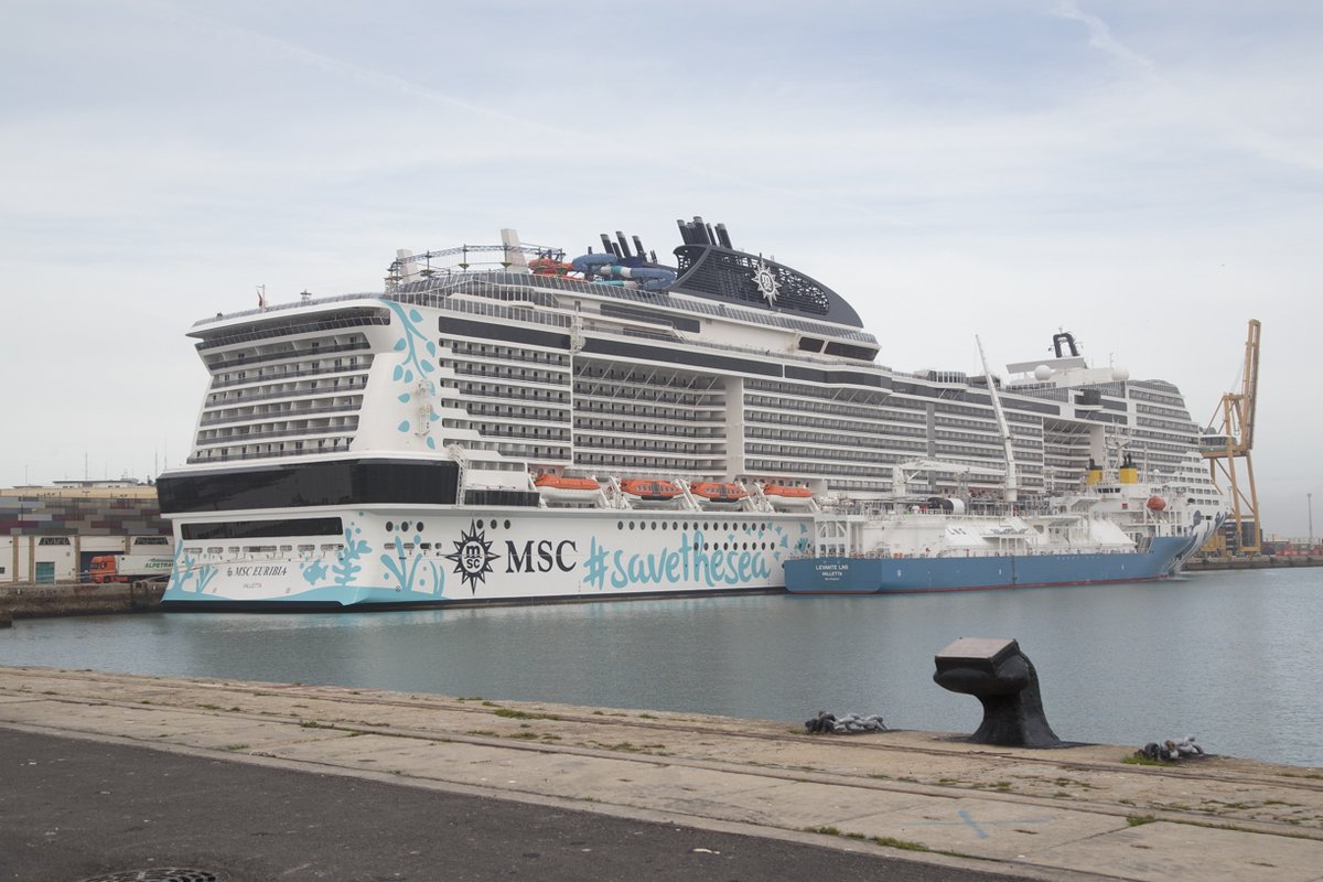 puertodecadiz's tweet image. El crucero MSC EURIBIA llegar por primera vez a nuestro puerto.

Bienvenidos a #Cádiz

#MSCEuribia MSC Cruises #cruceros #cruiseship #mundoports #shipimages