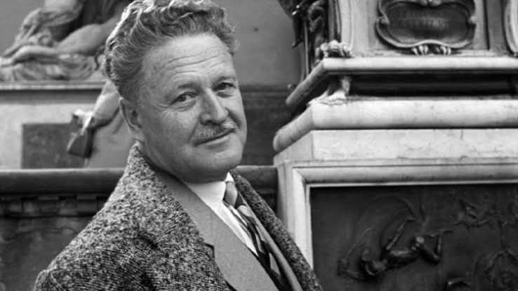 “Yaşamak bir ağaç gibi tek ve hür
ve bir orman gibi kardeşçesine,
bu hasret bizim...”

İyi ki doğdun #NazımHikmet