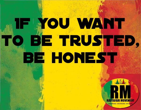 muugafm's tweet photo. #MuugaReggae na #PeterKithela Receive warm greetings wherever you are tuned in, wishing you a fruitful week. Let's have some reggae tunes 4-6pm. Most welcome 🤗🙏 Positive vibration everytime 👇👇💯 https://t.co/aC14JK7DaK