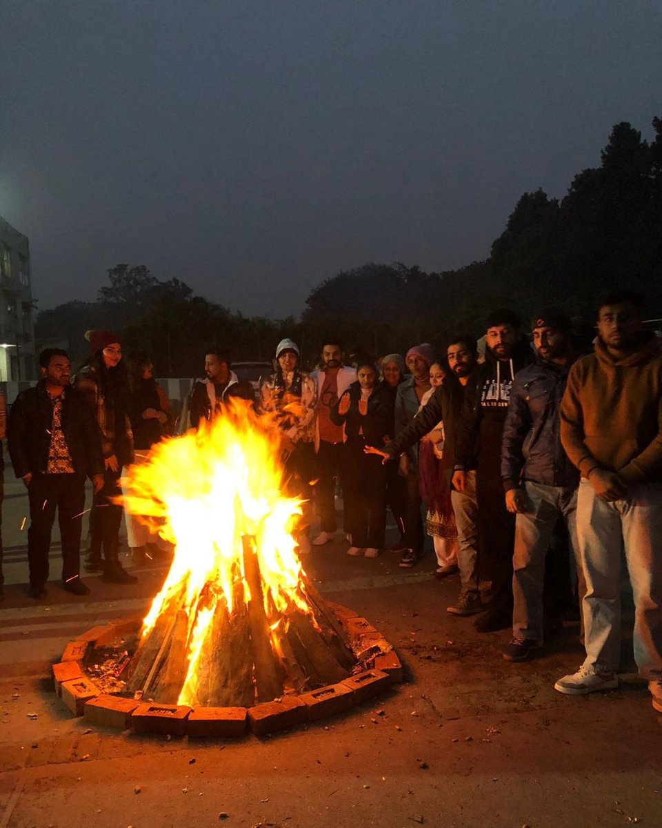 bigwingsllc's tweet photo. Happy Lohri, and here's to a year of abundance and triumphs! 🌟

#lohri #lohrifestival #LohriCelebration #lohriparty #team #carriers #transport #california #us #freightliner #trucking #truckdrivers #supplychain #logistics #bigwingsllc #transportation #trucking #work https://t.co/UmHaVb3YTQ