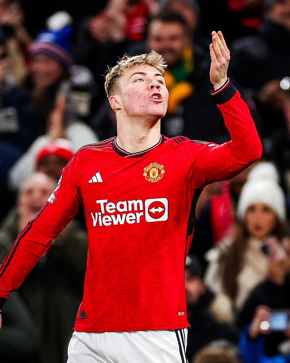 centredevils. tweet media