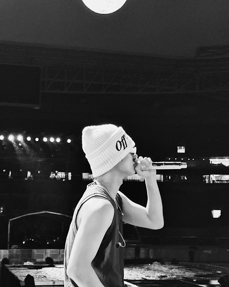 송민기. tweet media