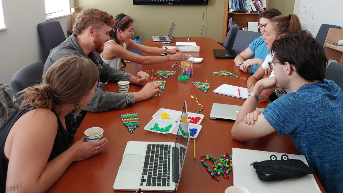 FindLightInc's tweet image. Teaching DNA sequencing with a twist! Explore the innovative use of pop beads in DNA education. Read more: listen.sdpb.org/science/2024-0… #DNAScience #ScienceEducation