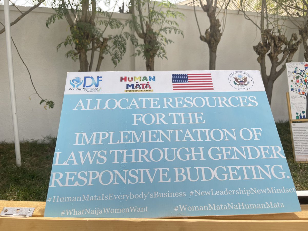 chiamakanwaiwu_'s tweet photo. Being an active bystander, stop victim-blaming and allocating resources for the implementation of laws through gender-responsive budgeting are ways to support survivors of SGVB
#HumanMata
@dnfoundation https://t.co/aY70Ayy6Pr