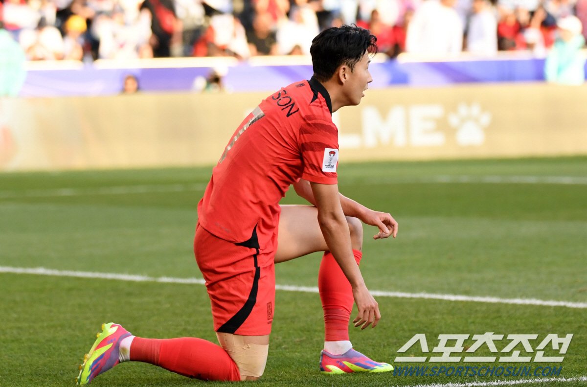 hm_son_0708's tweet photo. 무슨 기사 사진들이 다 화보야 https://t.co/QRoYo7huXZ