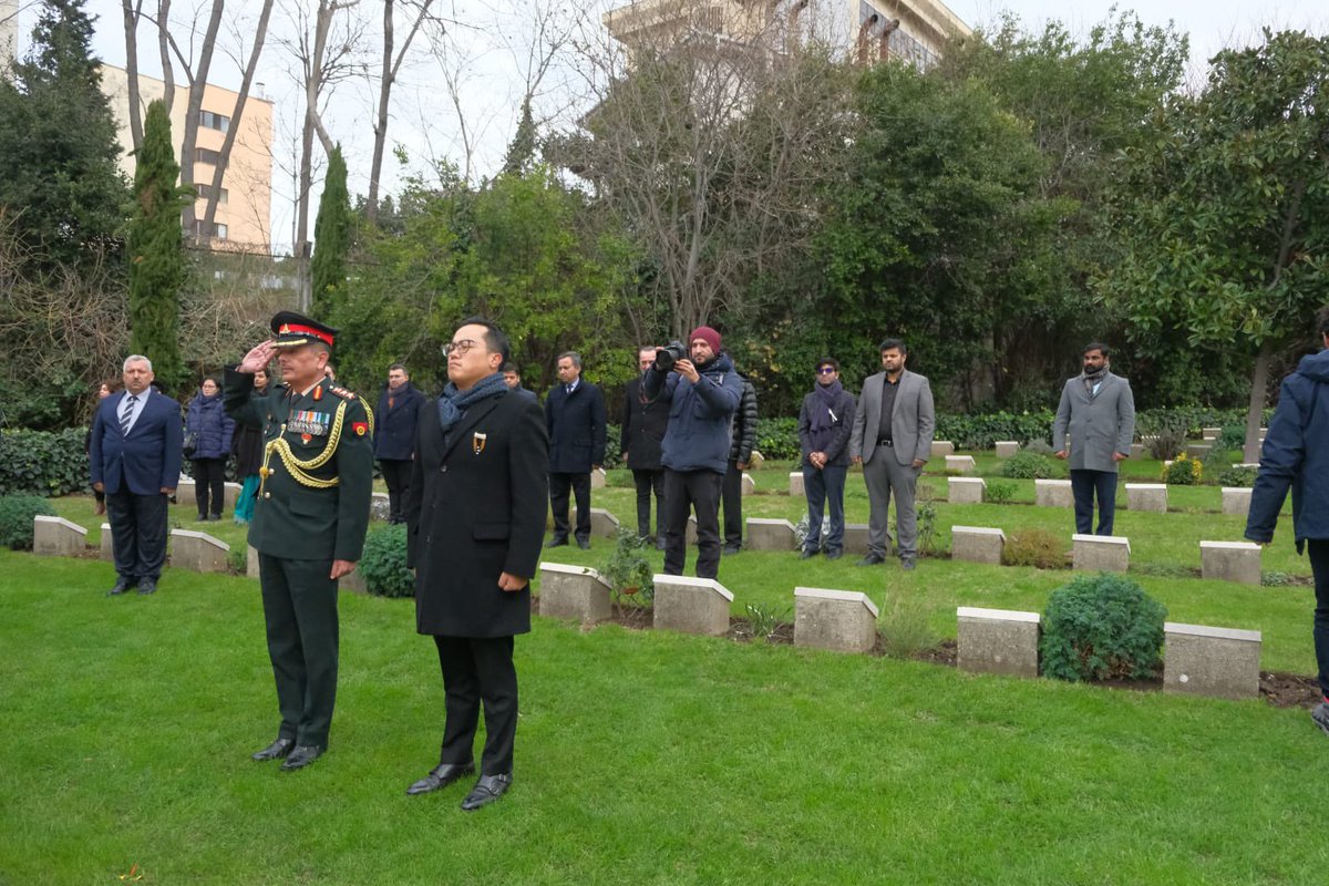 CGI_Istanbul's tweet photo. @IndianEmbassyTR and the Consulate commemorated Army Day at the memorial of Indian soldiers at Haydarpaşa Cemetery, along with members of the Indian community. #ArmyDay2024 https://t.co/ztFbpjw7zu
