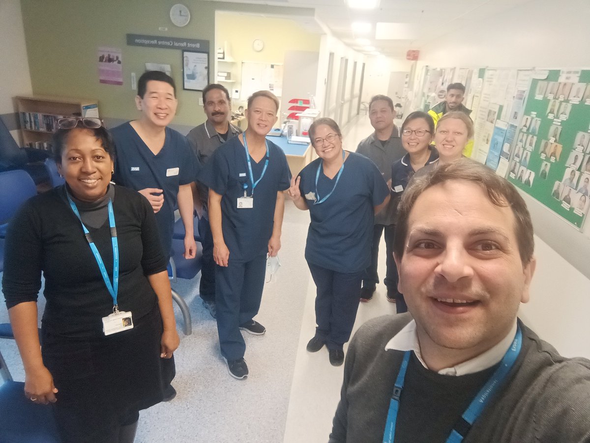 n_PiresRN's tweet photo. Started the #BlueMonday early to get to a smiling team at Brent Renal Unit! With @CherylC84064573 and @sam_odriscoll25 as company it was a great #WAP2 morning! Thank you Mylene for having us! You are amazing 💙💙
@smurphy_nurse @SigsworthJanice @ImperialPeople https://t.co/g9VFR9DfIe