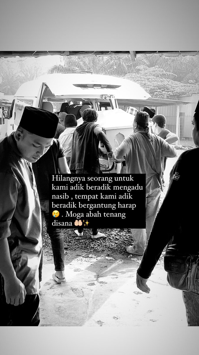 elybhari_'s tweet photo. Selamat jalan ke negeri abadi abah 🥺 kakak rindu sangat sangat . Kami hilang hero dunia akhirat kami . Semoga abah tenang disana 🤲🏻 Al fatihah 🤲🏻 https://t.co/a64gNoCXC8