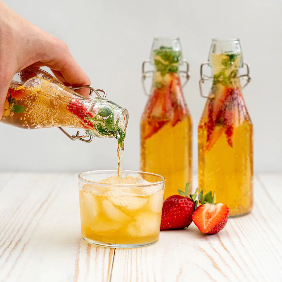 NobertSales's tweet image. National Booch Day

#Kombucha or #booch, is a lightly effervescent fermented beverage with a bold, invigorating taste.

Thanks to the probiotics, booch contains significant amounts of B vitamins.
 
Chinese Emperor Shen Nong discovered the miraculous tea in 2737 B.C.
🫖