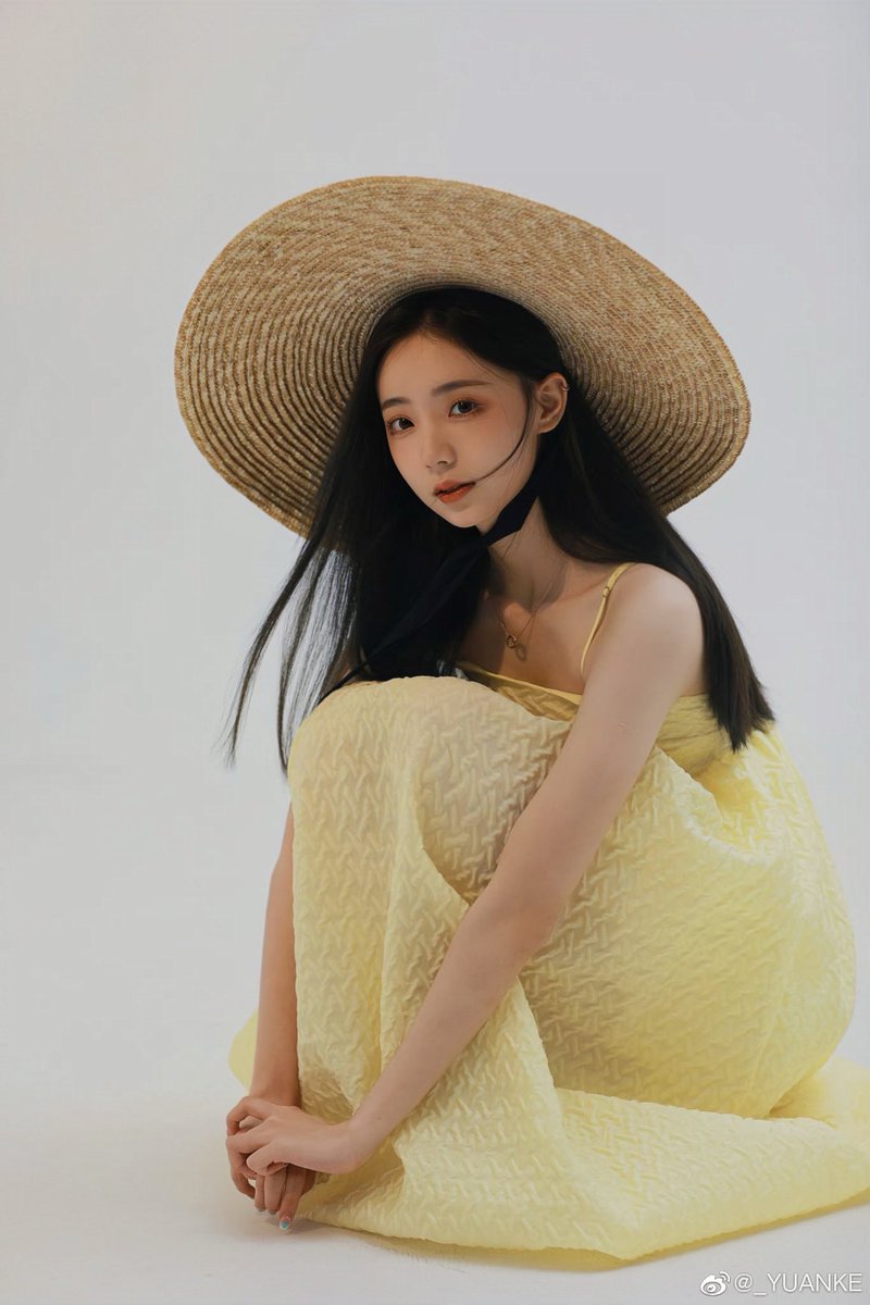 tnapp28's tweet photo. 🌟✳︎𓂃𝑮𝒆𝒕 𝒕𝒐 𝒌𝒏𝒐𝒘 #Yuanke ꪔ̤̥ 

ชื่อ : #หยวนเคอ / YuanKe /#袁珂
เกิด : 8 เมษายน 2003
ราศี : เมษ
ส่วนสูง : 172 ซม.
การศึกษา : Shanghai Theatre Academy(ซ่างซี่)
MBTI : ENFP 
สีที่ชอบ : ชมพู ฟ้า 
IG : Chuangasia.yuanke 
✿。꒰🎀ꔛ🥯꒱◜ ⊹ ｡

#CHUANGAsia #ChuangAsia2024 https://t.co/xV3p9sDj0i