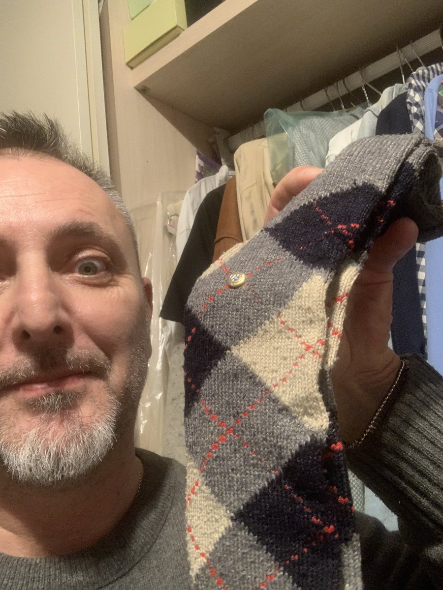 AndreaImondi's tweet photo. @SalvOasi A’nvedi … io ce l’ho ancora!!!!!!! 😁
#Burlington #burlingtonsocks https://t.co/bD8Kb9Gu93