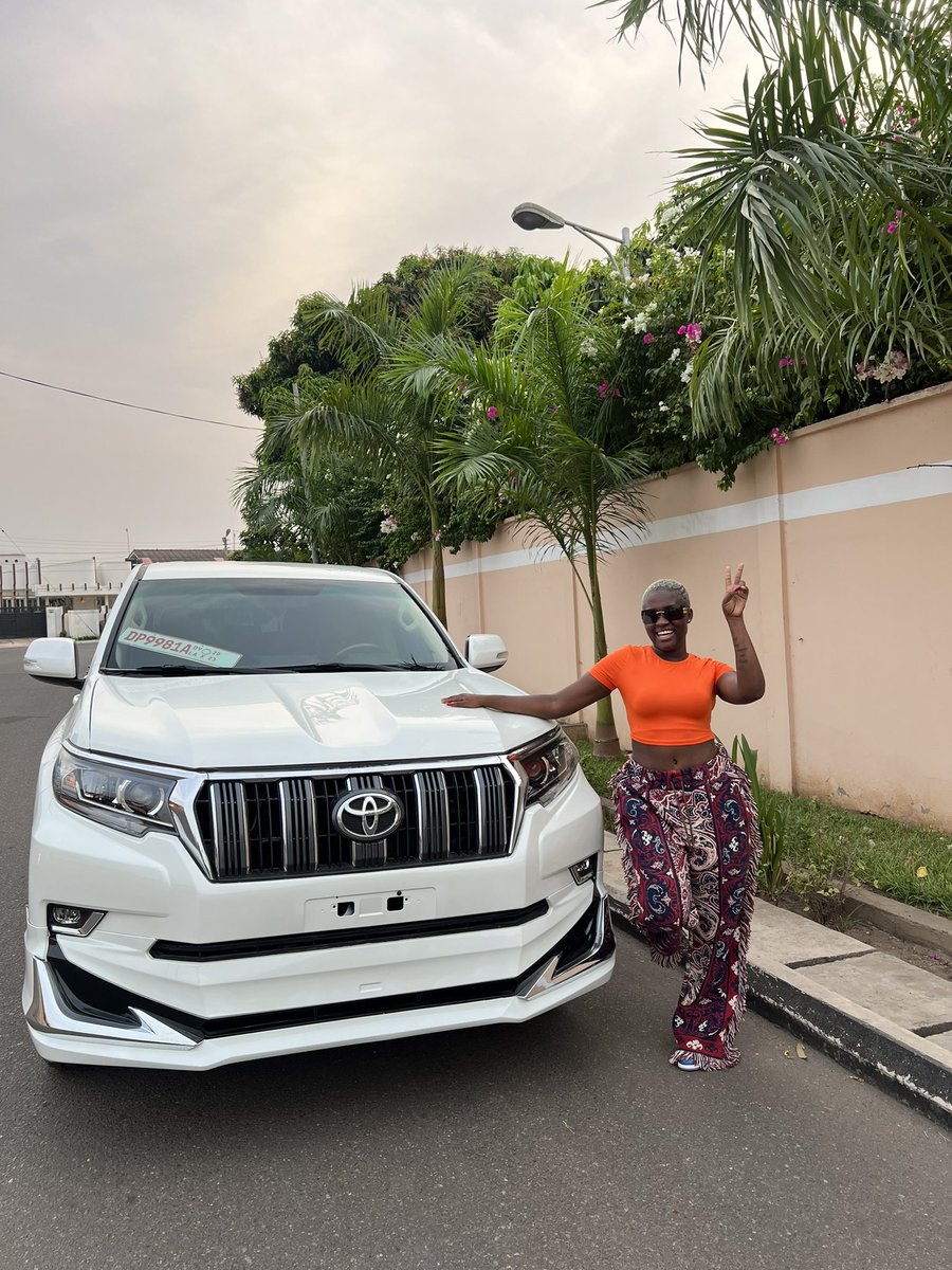 Fella Precious Makafui tweet media