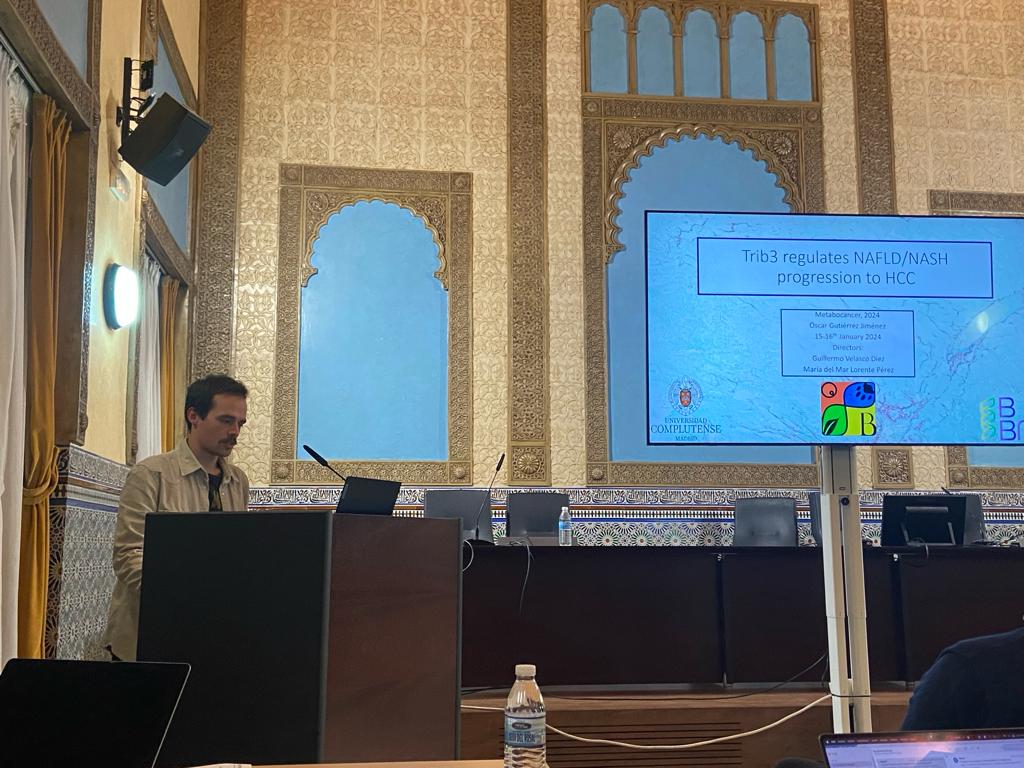 OncMet27's tweet photo. Óscar from #GuillermoVelascolab studies how Trib3 regulates NASH/NAFLD progression to HCC 📈🧬 #MetaboCancer
@IMIBIC @Univcordoba @HUReinaSofia @Fac_CienciasUCO https://t.co/HtqJakq3tf