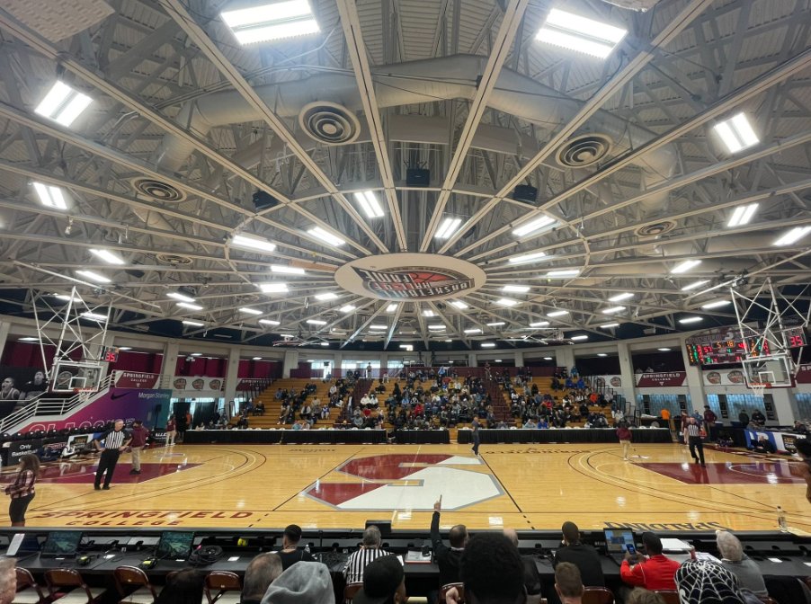 MisterHotBalls's tweet photo. Kansas Basketball would never have the balls to play here. https://t.co/jTsVwQ0iux