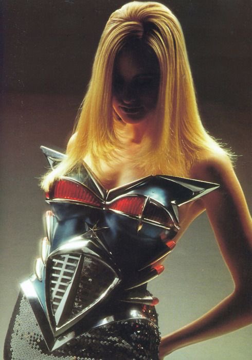 pYSLrada's tweet photo. thierry mugler’s cadillac corset https://t.co/XB7g4hDYpq