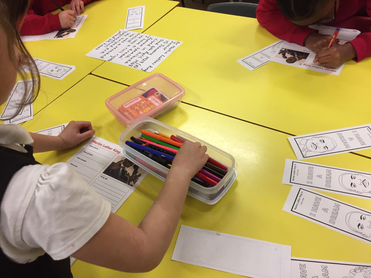 DurnallLisa's tweet photo. Martin Luther King Day at after school club @UplandsManor @4communitytrust https://t.co/eWjEfcyb3Y