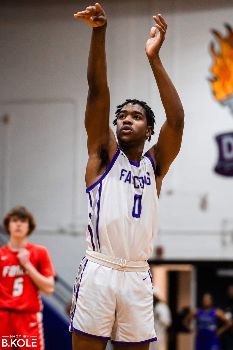 2024  6'2 PG Keenan Dubose is currently averaging 15ppg. 5 Rebs. 4 assist, 2 steals! Film can sent to you!