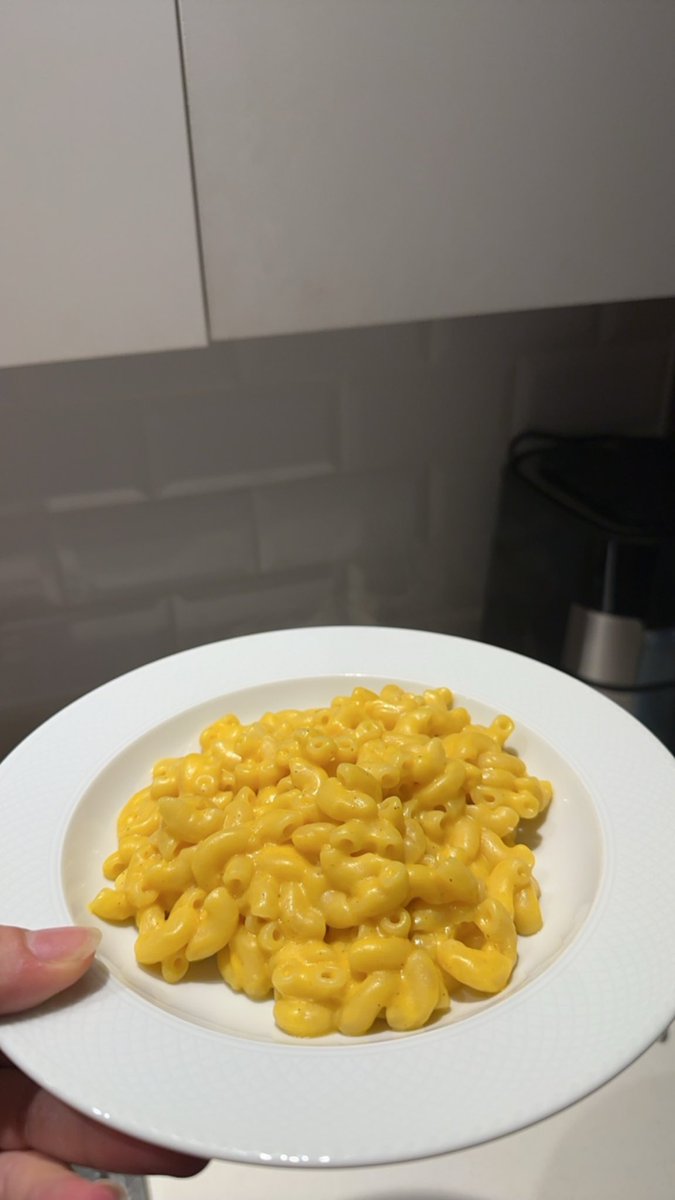 errakss's tweet photo. mac and cheese yaptim ins guzeldir https://t.co/eqavjXbyv3