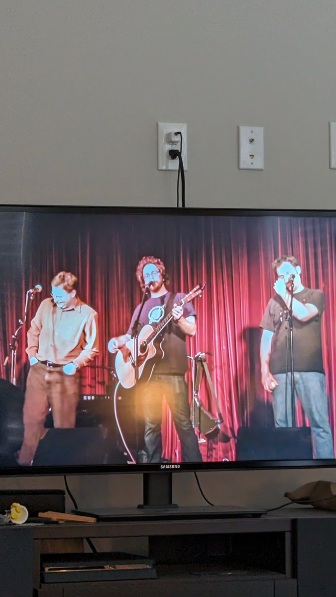 jnodraws's tweet photo. Getting ready for Atlanta by watching @paulandstorm with @jonathancoulton https://t.co/Y59yB2DMxC