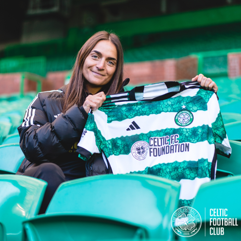 CelticFCWomen's tweet photo. 🇸🇪 Swede dreams ✨

Read @elenasadiku's first words as #CelticFC Women Head Coach 🙌

#CelticFC 🍀 #COYGIG