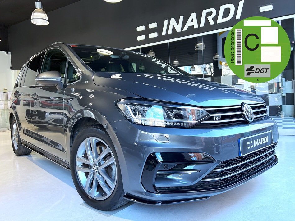 Inardiautos's tweet photo. Inardi Ocasión: Volkswagen Touran 1.6 TDI DSG Sport R-Line 7 Plazas Keyless Access, Techo, Faros LED Cámara, Parktonic Equipadissima!! Lo dejaras escapar??
#Touran #7Plazas #7Places #R-Line #Rline #DSG #Soprt #Sabadell #Barcelona #instacar #Inardiautos #INARDI @Inardiautos https://t.co/adDhNxwbyD